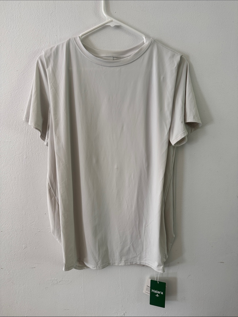 NWT HALARA Short Sleeve Crewneck Tee White Sz M